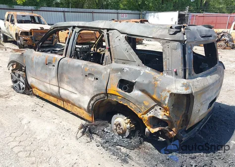 2024 Ford Bronco Sport Outer Banks z USA, uszkodzony, nr VIN 3FMCR9C67RRF35875